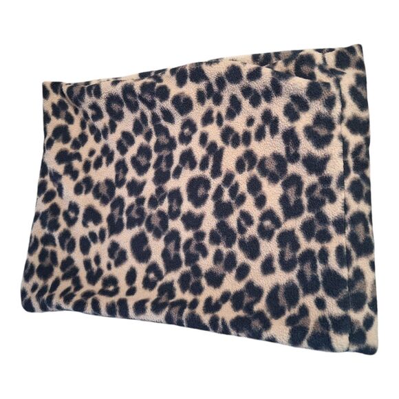Old Navy Leopard Fleece Neck Funnel Scarf Soft Cozy Winter Cold Weather Cowl - Picture 3 of 9